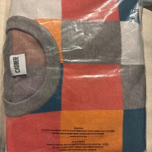 (C)ashmere Sweater - Picture 1 of 5