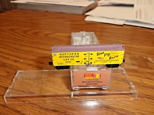 ZMicro-trains c 518 00 800 Z-scale Zion Institution & Industries Reefer #2930 - Picture 1 of 2