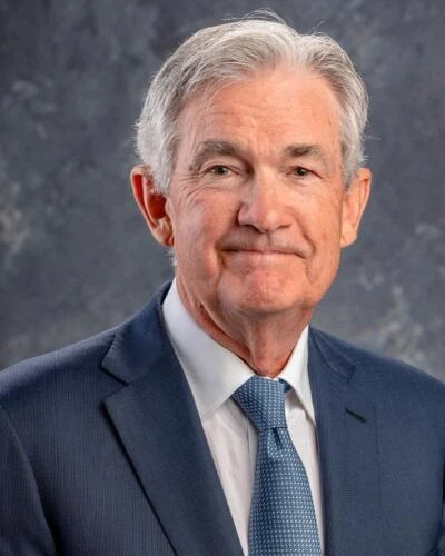 Impresión de póster foto retrato del banquero de la Reserva Federal Jerome Powell Foto 1 de 1
