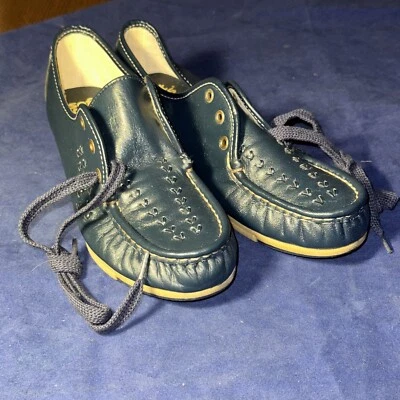 New * Blue Leather Wns Sz 8 M Soft Spots Made In USA Tie On Comfort Wedge Heel - Image 1 of 4
