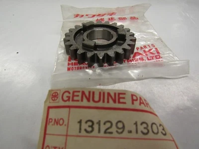 NUEVO genuino 1982 Kawasaki KX 125 KX125 parte de entrada de engranaje superior OEM 13129-1303 NOS Foto 1 de 4