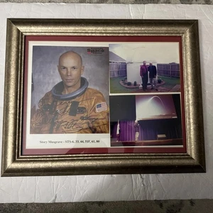Astronaut Story Musgrave Space Shuttle firmato/personalizzato colore 8X10 - Foto 1 di 7