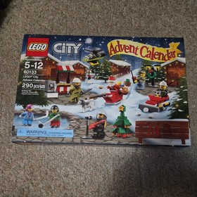 Lego City: 2016 Advent Calendar **#60133** Pre-Owned ** 100% Complete**