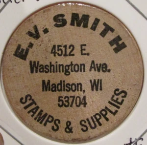 Vintage E.V. Estampillas Smith y suministros Madison, WI madera níquel #1 ficha Wisconsin - Imagen 1 de 2