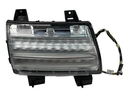 Jeep Wrangler 2018-2023 OEM pasajero guardabarros derecho estacionamiento giro luz LED Foto 1 de 4