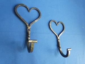 2pc Twisted Heart Metal Forged Wall Hooks For Jacket Hat Leashes Antique Silver - Picture 1 of 8