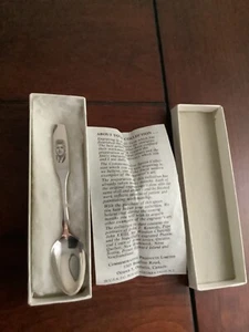 COLLECTIBLE JFK John F Kennedy Spoon Oneida Ltd Silversmiths Commemorative - Picture 1 of 6