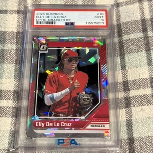2024 DONRUSS OPTIC HOLO REFRACTOR #18 ELLY DE LA CRUZ RC PSA 9 CINCI REDS /25 - Picture 1 of 5