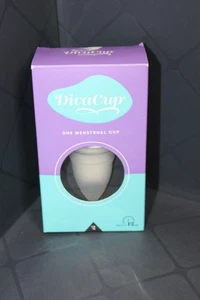 DivaCup Modell 2 Menstruationstasse - Neu im Paket Kostenloser Versand - Bild 1 von 8