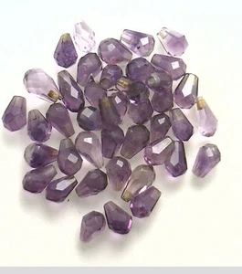 Antik Vintage AMETHYST facettiertes Briollett gebohrt Miniatur Stein 2/Set #AA131 - Bild 1 von 3