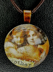 Mother photo frame Antique photo round necklace copper penny backing 3/4" - Picture 1 of 7