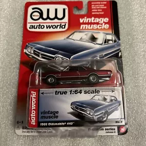 Ultra Red Chase Auto World 1966 Oldsmobile 442 New On Blue Card Release 5 New T2 - Picture 1 of 12