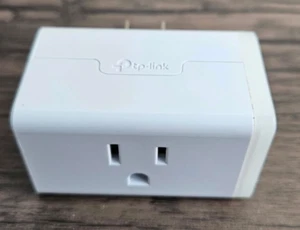 TP-LINK  HS103 V2 SMART WIFI PLUG A2 - Picture 1 of 2
