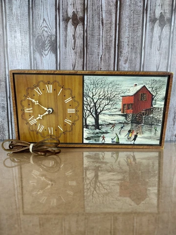 Vtg. MCM Spartus Wall Mantel Clock Barn  Winter Ice Skating Country House Retro Cover