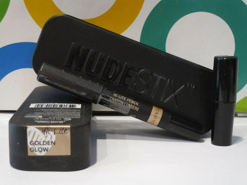 NUDESTIX ~ HI LITE PENCIL GOLDEN GLOW ~ FULL SIZED BOXED - Image 1 of 1