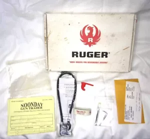 Ruger LC9 Pistol Box Case w/ Lock , Storage Bag and papers - Picture 1 of 8