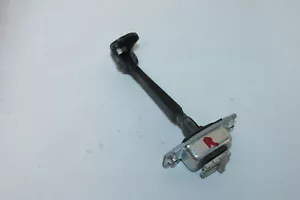 Honda CR-V (SE) 2006 - puerta trasera de pasajero tapón de verificación - Imagen 1 de 3