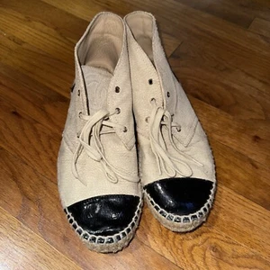 CHANEL 15C Crackle High Top Espadrilles Light Beige Black Size 40 - Picture 1 of 15