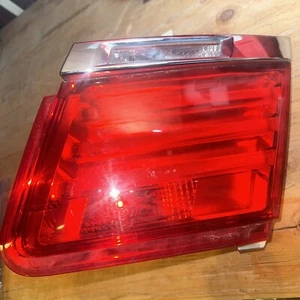 BMW 750LI F02 2009-2012 pasajeros derecho montado en el maletero trasero freno trasero fabricante de equipos originales - Imagen 1 de 5