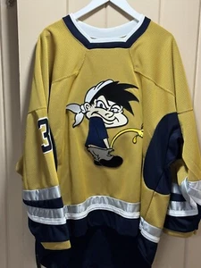 Men’s League Beer League XL Piss Pirate Pissing Hockey Jersey Canada CCM - Picture 1 of 5