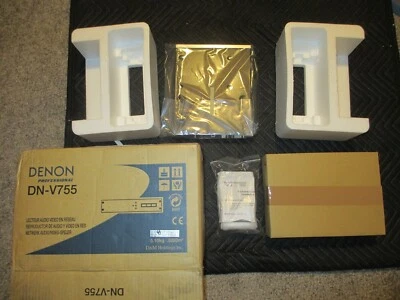 Reproductor de audio y video en red profesional Denon DN-V755 Foto 1 de 4