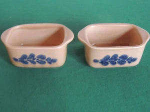 set 2 Exc PFALTZGRAFF USA Folk Art miniature loaf pan toothpick Stoneware USA - Bild 1 von 4