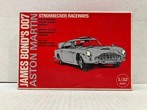 VINTAGE STROMBECKER 1/32 SCALE JAMES BOND'S 007 ASTON MARTIN SLOT CAR - Picture 1 of 7