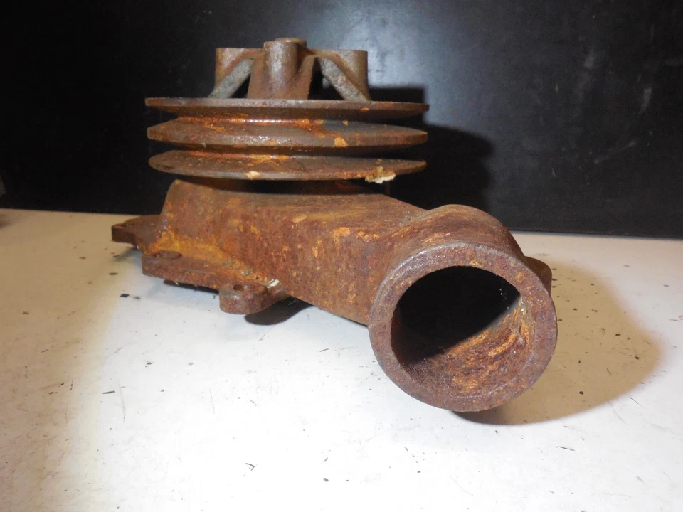 机械发动机水泵适用于 1961 - 1963 福特 B700 750 302 332 — 第 1/4 张图片