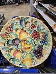 Bandeja para servir frutas pintada a mano porcelana Italia, diámetro 15,5" - Imagen 1 de 11