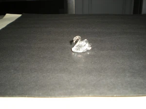 Swarovski Crystal Mini Swan 1 Inch Figurine No Box - Picture 1 of 7