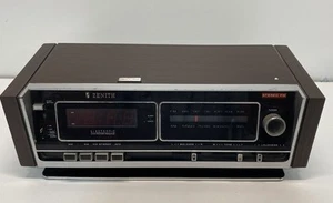 Zenith AM/FM Stereo Digital Clock Radio - Zdjęcie 1 z 8