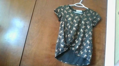 Glitter Girl Cute Gold Unicorns & Stars Green Short Slv Shirt Size 10/12 - Image 1 of 4