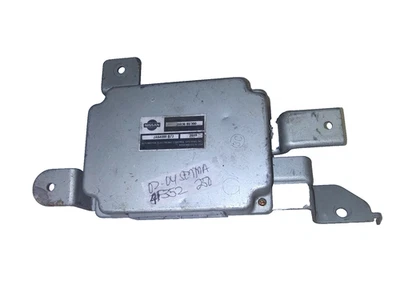 31036 8U300 中医传输计算机 2002 - 2004 年日产 Sentra — 第 1/4 张图片