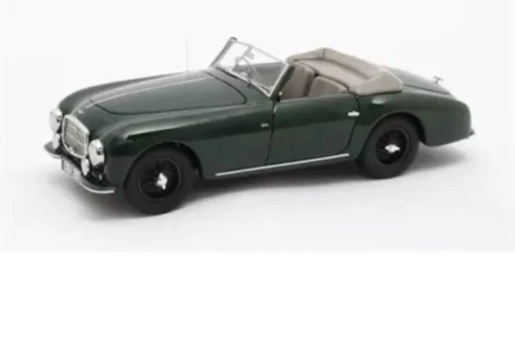 Matrix 1:43 Scale Aston Martin DB2 Vantage DHC Green 1952 New Boxed - Image 1 of 1