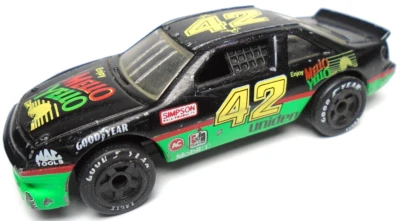 1991 MATCHBOX PONTIAC GRAND PRIX #42 MELLO YELLO BLACK 1:66 DIECAST 3" NASCAR - Image 1 of 4