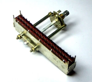 1 pezzo Interruttore Rotativo, Rotary Switch 3 Posizioni 36 Poli ALPS NOS Japan - Picture 1 of 4