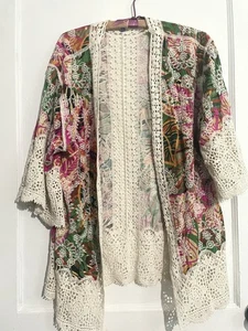 Democracy Crochet Boho Mediano Encaje Floral Kimono Rosa Bordado - Imagen 1 de 6