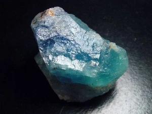 Fluorit / Fluorite Kristall 50 mm aquablau - Hesselbach, Schwarzwald, D (5556t) - Bild 1 von 2