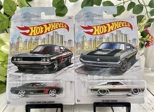 Hot Wheels DETROIT MUSCLE Walmart Exclusive Lot Of 2 70 Challenger 70 Torino