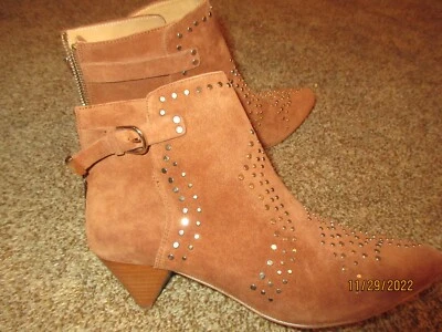 NWOT JOIE GOLDEN BROWN TAN SUEDE STUDDED WESTERN INSPIRED ANKLE BOOTS 39 - Image 1 of 4