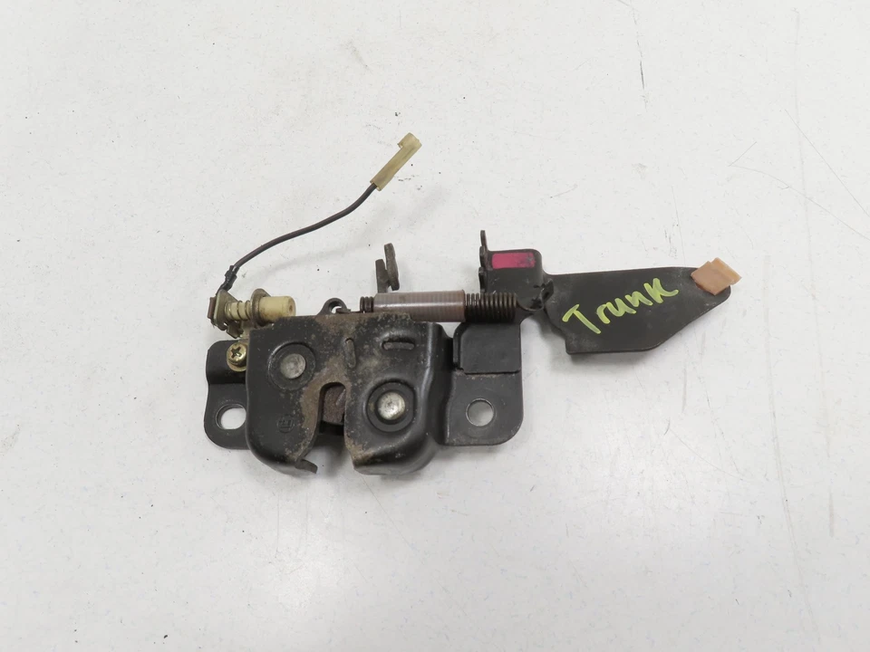 Conjunto de pestillo de bloqueo 87 Toyota Supra MK3 #1303, escotilla de maletero Foto 1 de 2