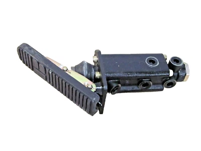 Komatsu WA700 Tandem Brake Valve 428-43-37200-New OEM-Wheel loader - Image 1 of 3