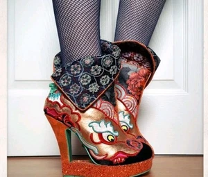 Irregular Choice Dragonfly Tatsu Botas Tacones de Cuña Uk41 En Caja - Imagen 1 de 11