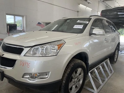 Used Front Left Seat Belt Front fits: 2012 Chevrolet Traverse bucket driver retr Foto 1 de 4
