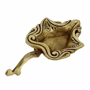 NEW Brass Handmade Oil Lamp Decorated Leaf Diya Diwali Decor 5.5 x 2.75inch WO39 - Picture 1 of 2