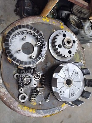 1986 YAMAHA YFM225 YFM 225 MOTO 4  Clutch Assembly  - Image 1 of 3