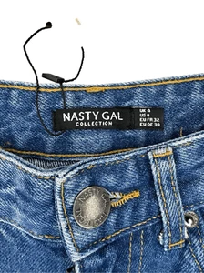 Neu mit Etikett Nasty Gal hoch taillierte Mom-Jeans Größe 0 - Bild 1 von 9
