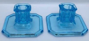 VINTAGE - VETRO TIFFIN - COPPIA CANDELABRI QUADRATI BLU - BELLI - Foto 1 di 1