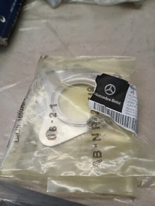NEW MERCEDES-BENZ W164 LEFT SIDE TURBOCHARGER GASKET A6421423180 OEM - Picture 1 of 3