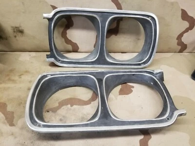  Biseles de faros y anillos de ajuste R&L Plymouth Roadrunner OEM RH LH originales Foto 1 de 4
